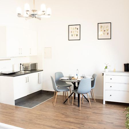 Apartment Wiesbaden Mitte, Zentral Am Park, Congresscenter 5 Min, Bahnhof 10Min Extérieur photo