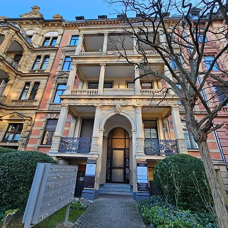 Apartment Wiesbaden Mitte, Zentral Am Park, Congresscenter 5 Min, Bahnhof 10Min Extérieur photo