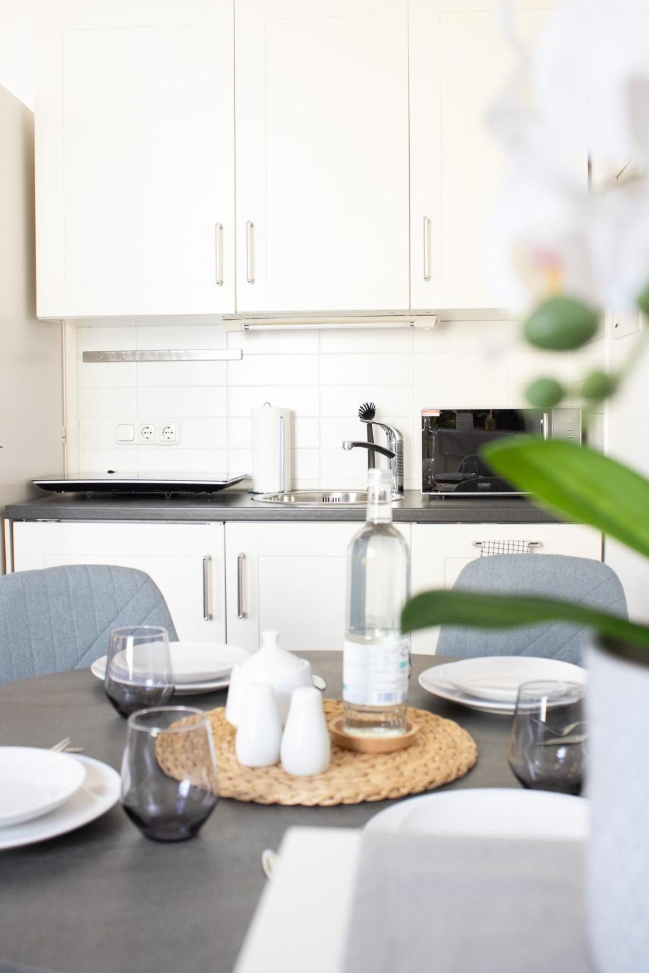 Apartment Wiesbaden Mitte, Zentral Am Park, Congresscenter 5 Min, Bahnhof 10Min Extérieur photo