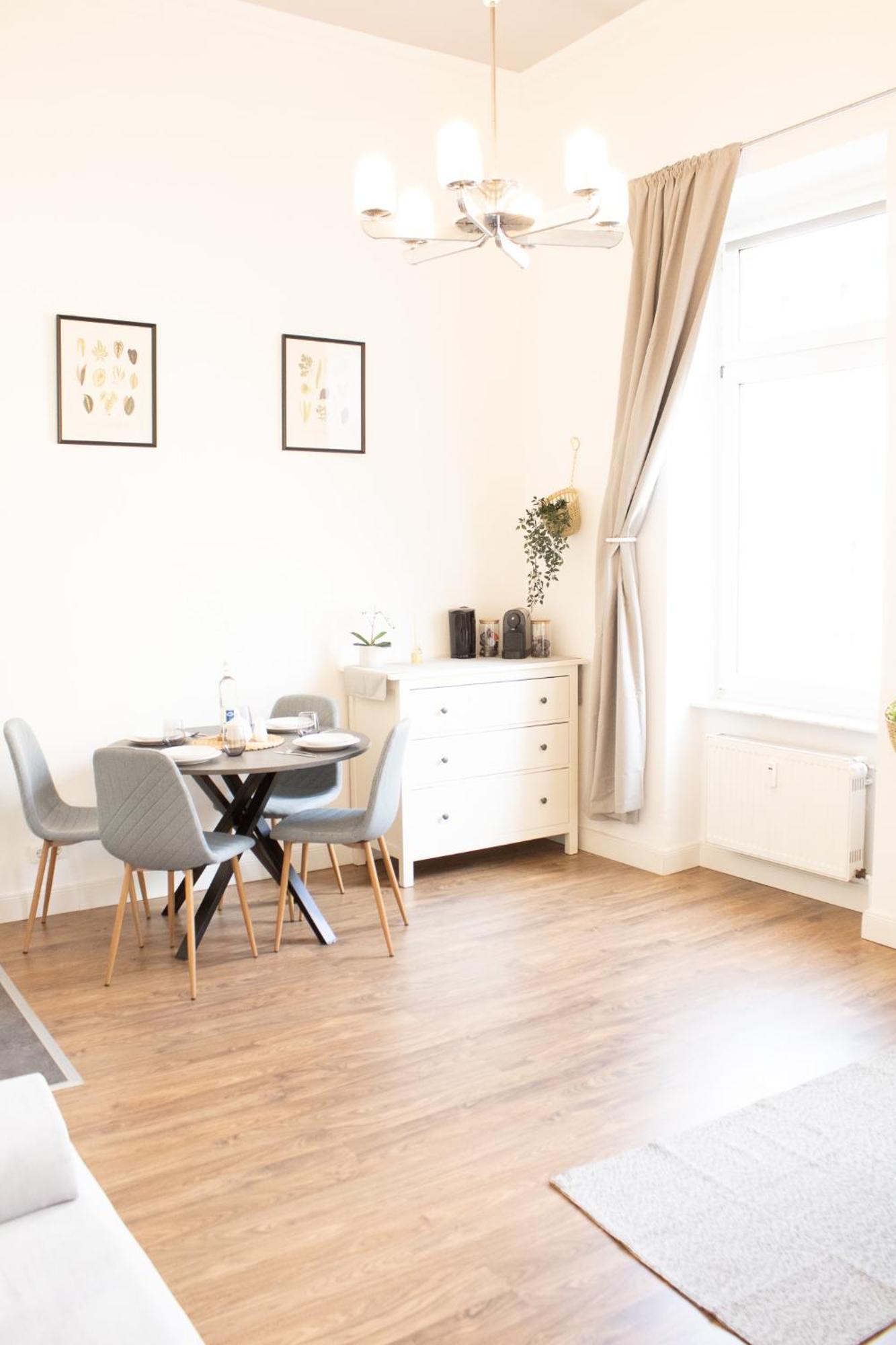 Apartment Wiesbaden Mitte, Zentral Am Park, Congresscenter 5 Min, Bahnhof 10Min Extérieur photo